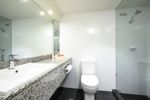 Hotel Grand Chancellor Adelaide - Schoolies Week Accommodation 41