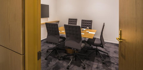 Pullman Adelaide - Schoolies Week Accommodation 11