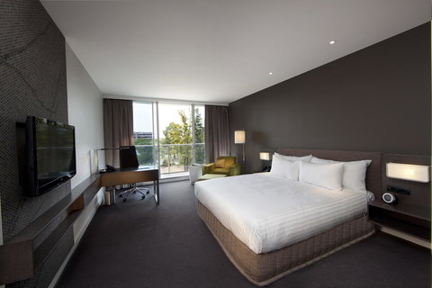 Pullman Adelaide - Schoolies Week Accommodation 23