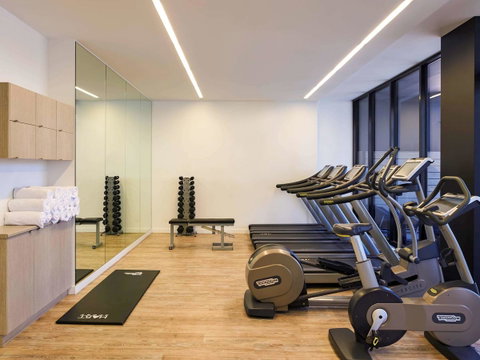 Ibis Adelaide - Schoolies Week Accommodation 29