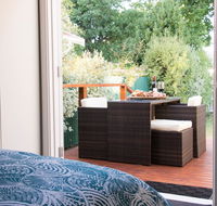 A Coonawarra Experience - Schoolies Week Accommodation