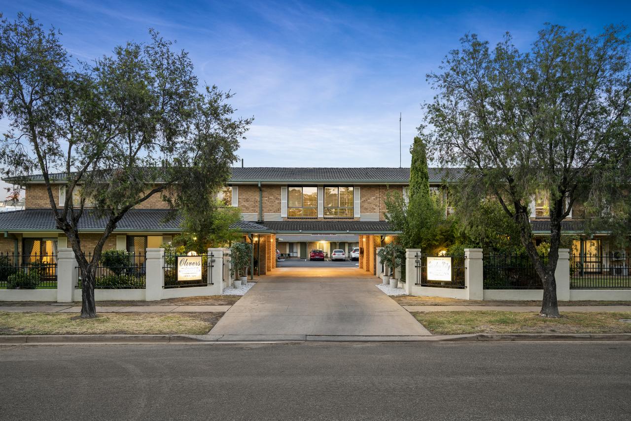 Borambola NSW Schoolies Week Accommodation