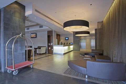 Mantra Hindmarsh Square - Schoolies Week Accommodation 17