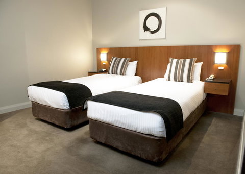 Mantra Hindmarsh Square - Schoolies Week Accommodation 22