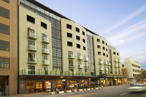 Mantra Hindmarsh Square - Schoolies Week Accommodation 18