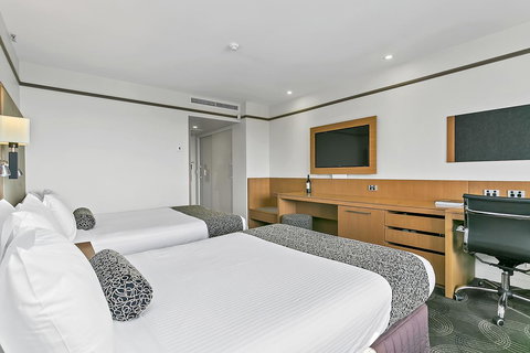 Stamford Plaza Adelaide - Schoolies Week Accommodation 35