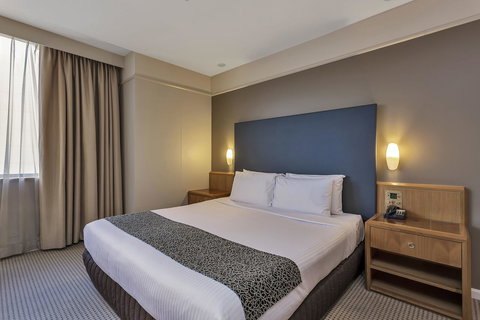 Stamford Plaza Adelaide - Schoolies Week Accommodation 32