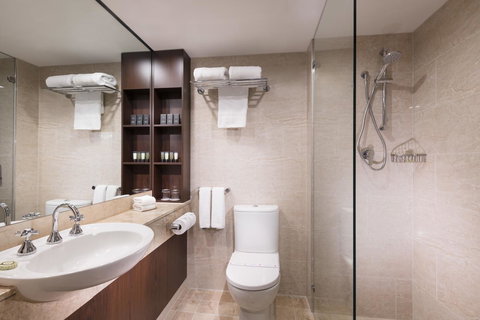 Stamford Plaza Adelaide - Schoolies Week Accommodation 9