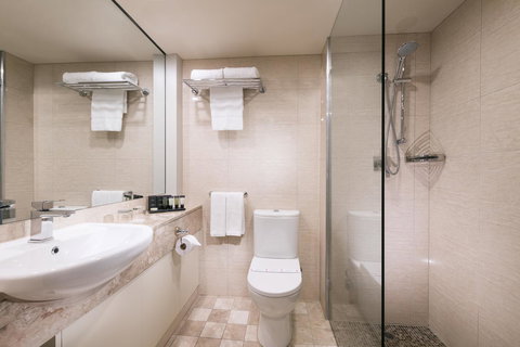 Stamford Plaza Adelaide - Schoolies Week Accommodation 18