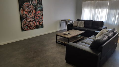 Aart Apartments - Schoolies Week Accommodation 9