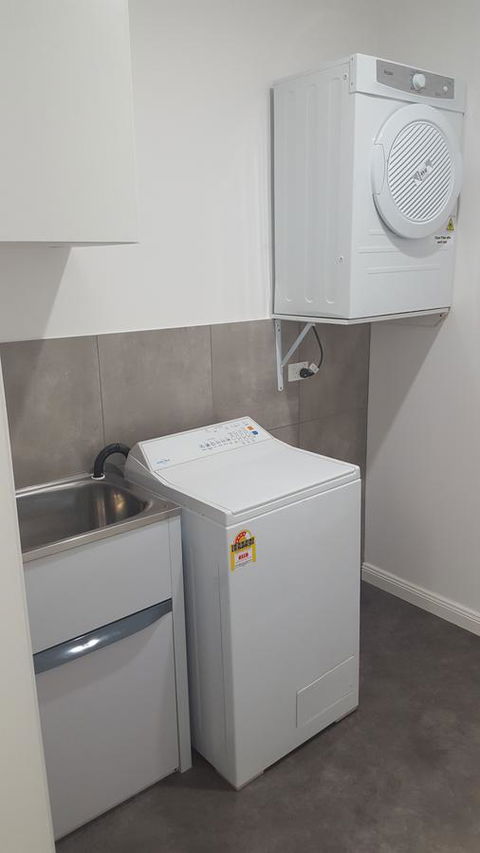 Aart Apartments - Schoolies Week Accommodation 11