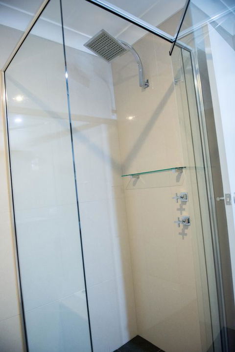 Arkana Motor Inn & Terrace Apartments - Schoolies Week Accommodation 16