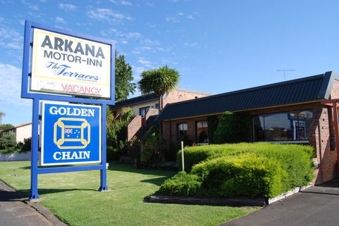 Arkana Motor Inn & Terrace Apartments - Schoolies Week Accommodation 26