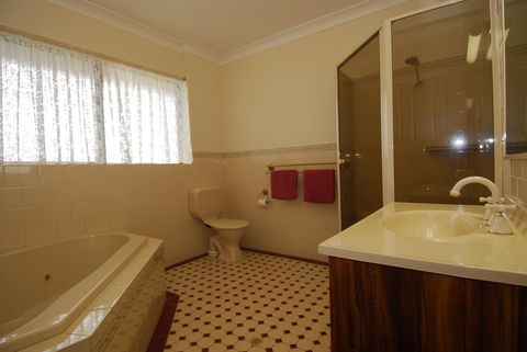 Acacia Apartments - Schoolies Week Accommodation 12