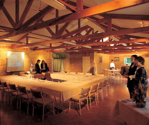 Acacia Apartments - Schoolies Week Accommodation 17