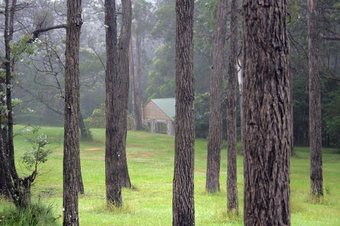 Ghost Hill Road Retreat - Schoolies Week Accommodation 24