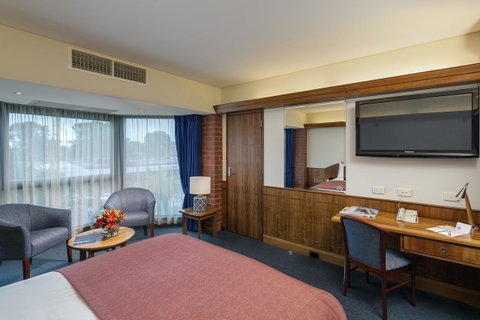 Arkaba Hotel - Schoolies Week Accommodation 11