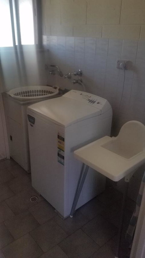 Wallaroo Sunset Home - Schoolies Week Accommodation 28