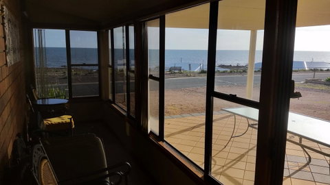Wallaroo Sunset Home - Schoolies Week Accommodation 29