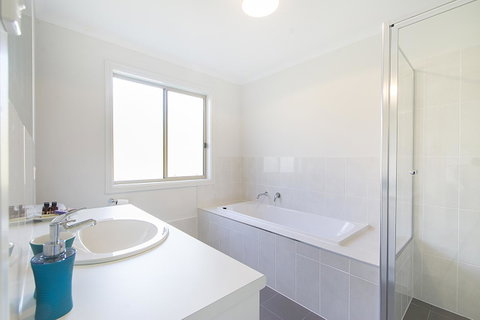 32 West B&B - Schoolies Week Accommodation 22