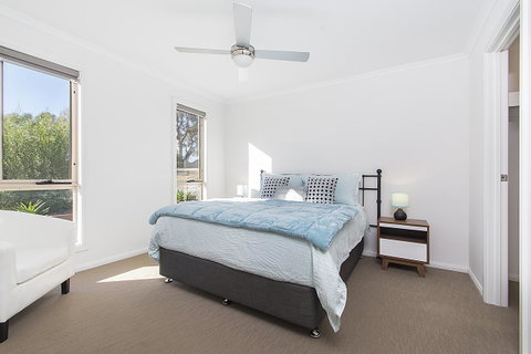 32 West B&B - Schoolies Week Accommodation 9