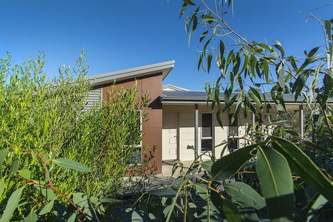 32 West B&B - Schoolies Week Accommodation 1