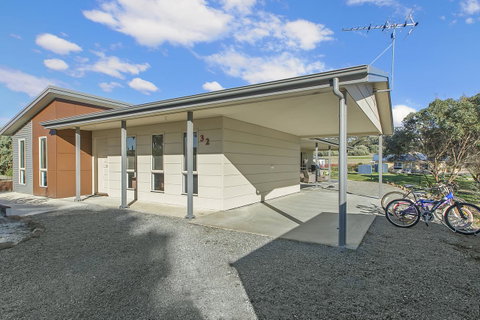 32 West B&B - Schoolies Week Accommodation 24