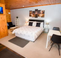 Seppelts View Cabins - Schoolies Week Accommodation