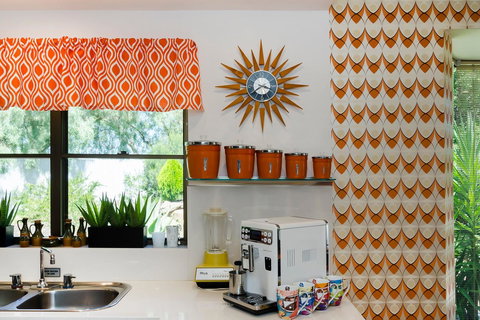 Barossa Retro BnB - Schoolies Week Accommodation 29