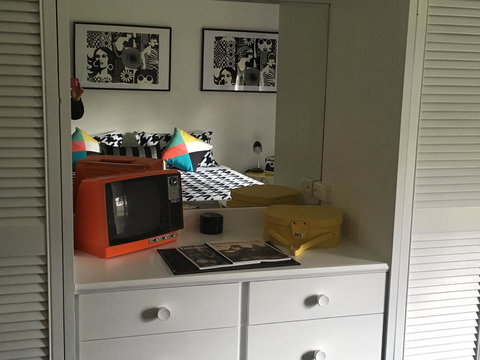 Barossa Retro BnB - Schoolies Week Accommodation 24