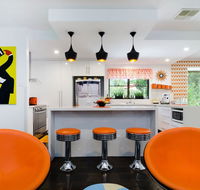 Barossa Retro BnB - Schoolies Week Accommodation