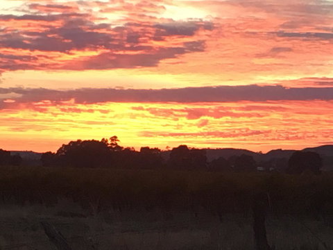 Barossa Retro BnB - Schoolies Week Accommodation 21