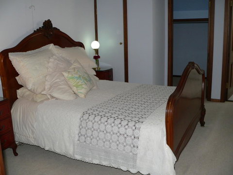 Brighton Beach House - Schoolies Week Accommodation 7