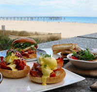 Pier Luxury Apartments - Schoolies Week Accommodation