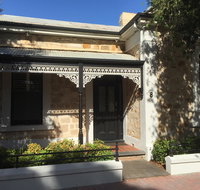 8 Osborne - Schoolies Week Accommodation