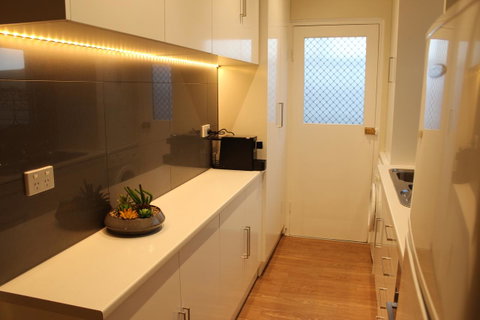 Christophers Villa - Schoolies Week Accommodation 30