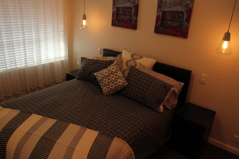 Christophers Villa - Schoolies Week Accommodation 14