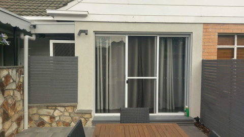 Christophers Villa - Schoolies Week Accommodation 8