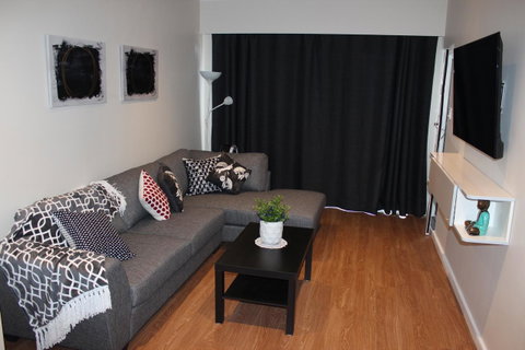 Christophers Villa - Schoolies Week Accommodation 37