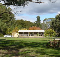 Camawald Coonawarra Cottage BB - Schoolies Week Accommodation
