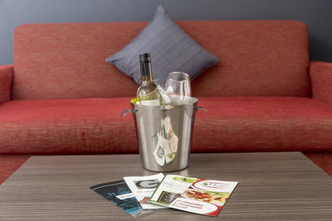 Bathurst Motor Inn - Schoolies Week Accommodation 34