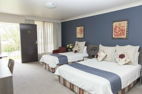 Bathurst Motor Inn - Schoolies Week Accommodation 12