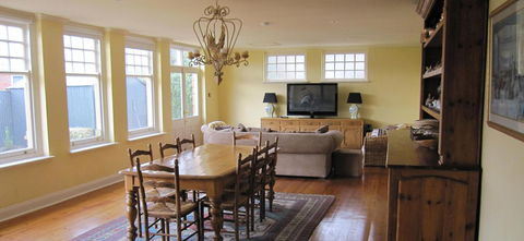 Gainsborough Cottage - Schoolies Week Accommodation 7