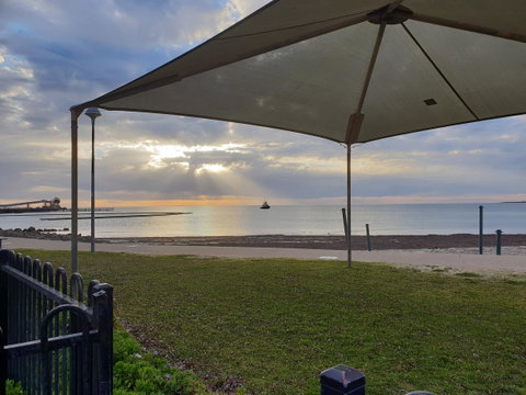 Wallaroo Beachfront Tourist Park - Schoolies Week Accommodation 12