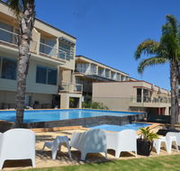 The Bluff Resort Apartments - Schoolies Week Accommodation