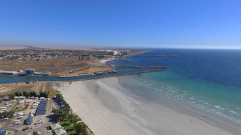 Wallaroo Holiday Park - Schoolies Week Accommodation 13