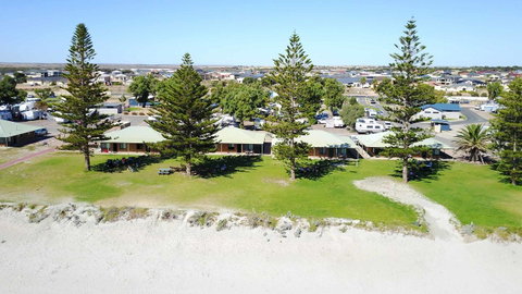 Wallaroo Holiday Park - Schoolies Week Accommodation 0