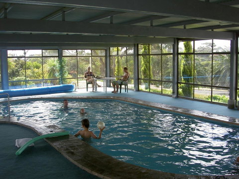 Robetown Motor Inn & Apartments - Schoolies Week Accommodation 4
