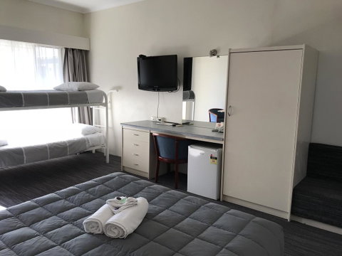 Robetown Motor Inn & Apartments - Schoolies Week Accommodation 29