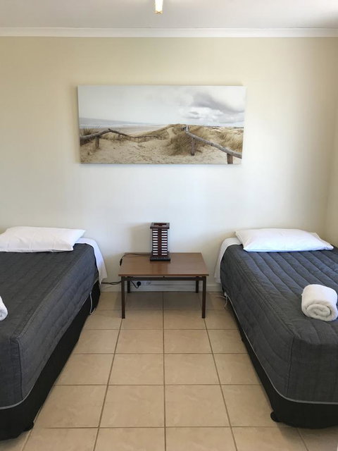 Robetown Motor Inn & Apartments - Schoolies Week Accommodation 39